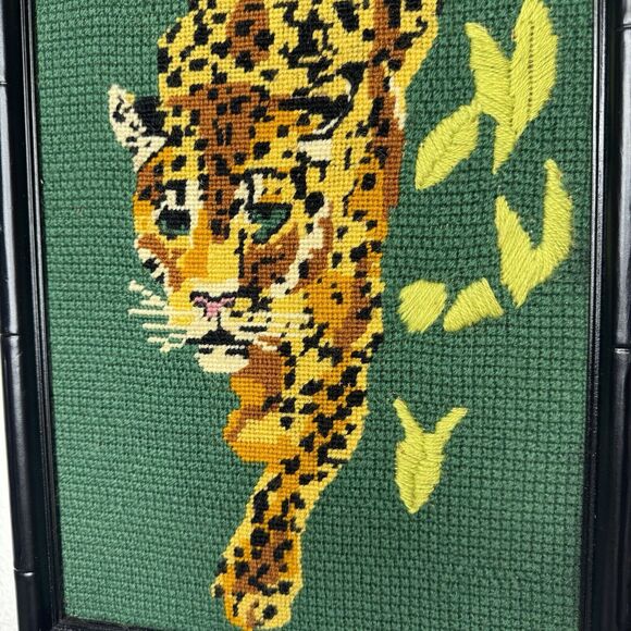 Vintage Leopard Needlepoint Black Bamboo Type Frame Green Hollywood Regency Art - Picture 3 of 16